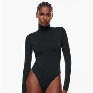 Aritzia babaton contour turtleneck bodysuit